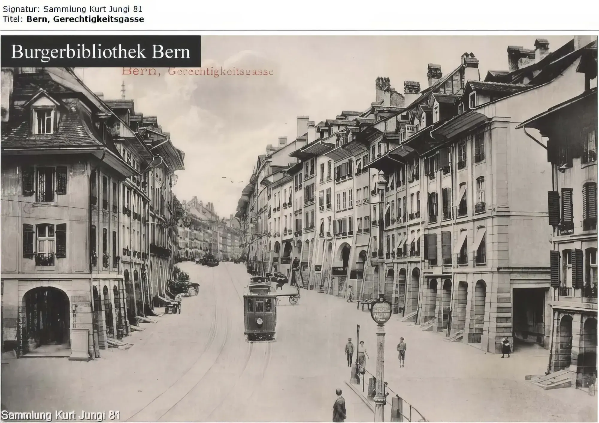 Gerechtigkeitsgasse mit Tram
